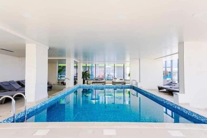Alezzi Beach Resort Gorgeous Family Aparment Cu Piscina Navodari Dış mekan fotoğraf